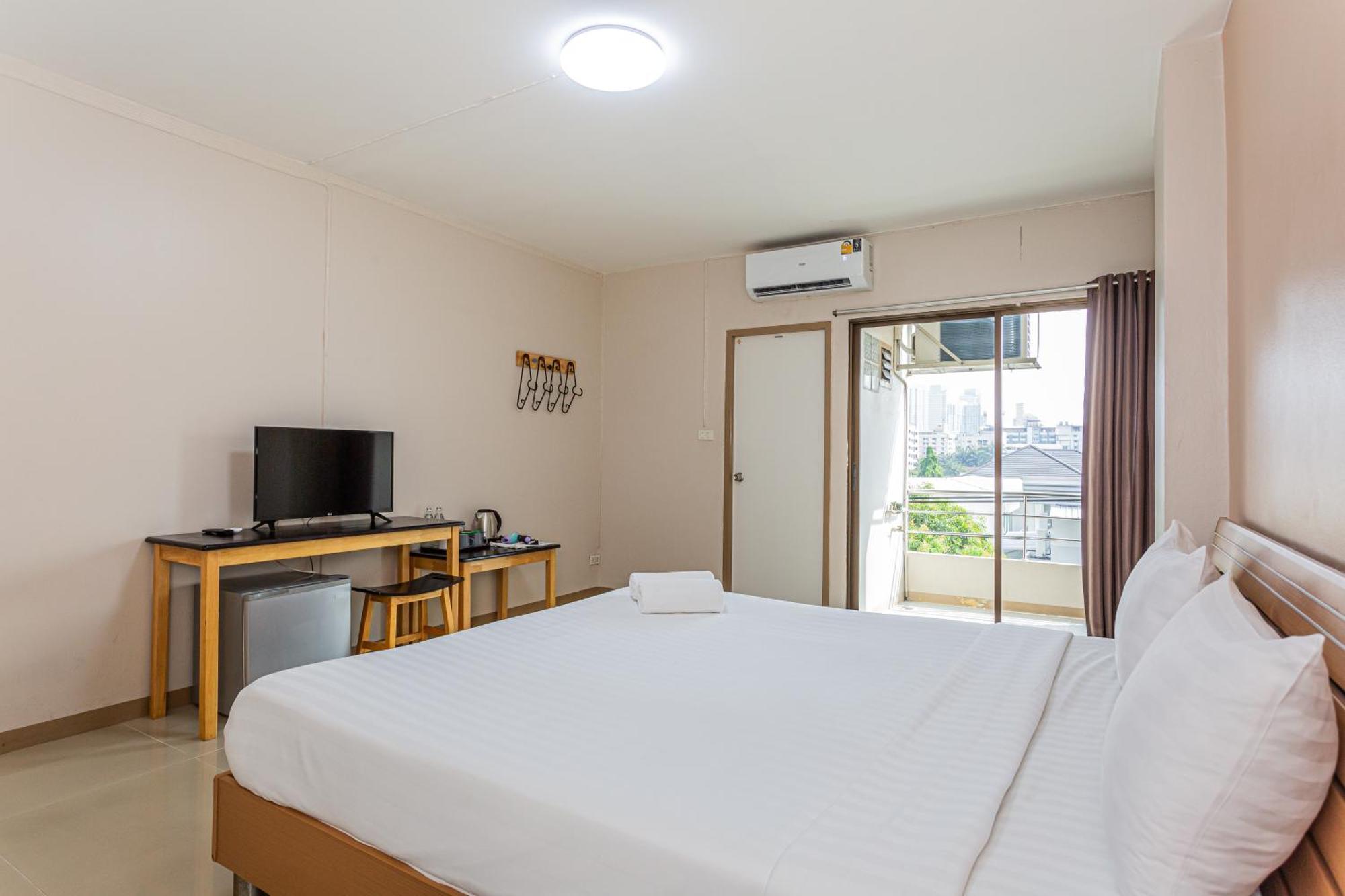 Ck2 Hotel Bangkok Exteriér fotografie
